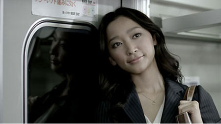 下一季东京地铁代言敲定杏 OL通勤装展现都市女郎魅力