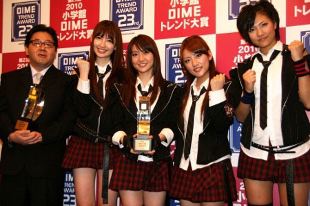 AKB制作人秋元康艺能界企划高手 乃木坂46抢占日本娱乐圈