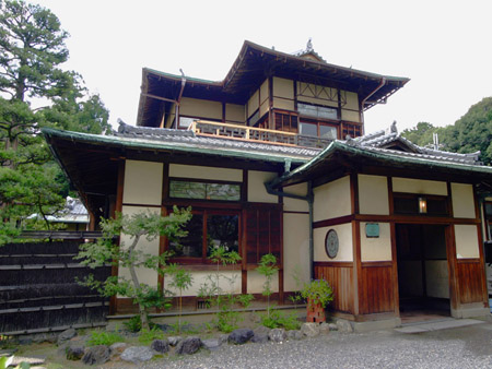 日本京都古色古香的旅馆吉田山庄