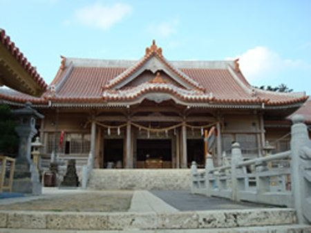 琉球八大神社之一——普天满宫