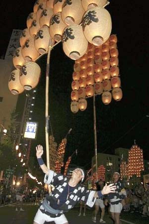 日本秋田市竿灯节开始面向游客预售观众坐席票