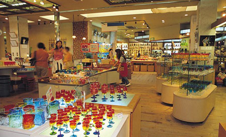 玻璃器皿的天堂  琉球玻璃村