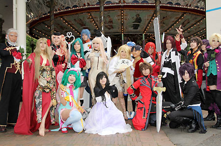 日本Cosplay爱好者齐聚丰岛原参加“Cure Cosplay节”