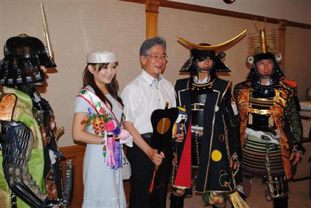 伊达武将队拜访大阪市政府 宣传仙台旅游业