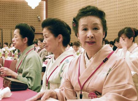 第22届全日本旅馆女将高峰会在福冈市召开