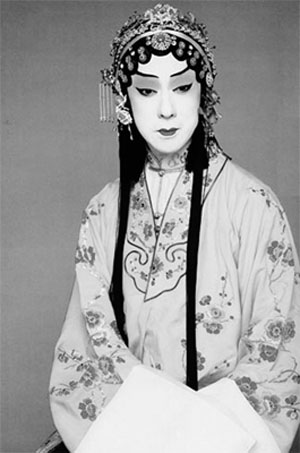 “日本梅兰芳”在昆曲艺术中的婉转人生