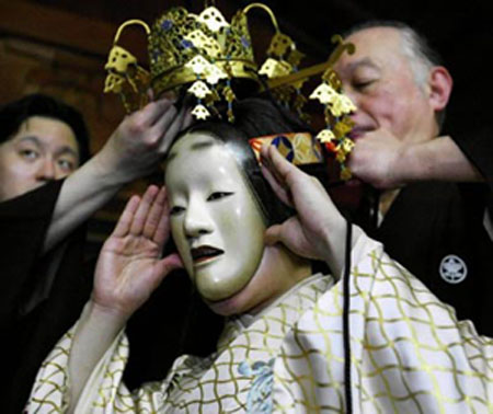 独一无二的能剧面具 演绎幽玄之美