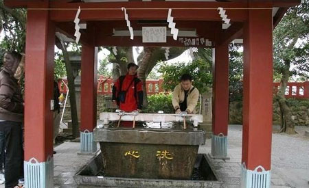 波浪之上的神社---波之上神宫