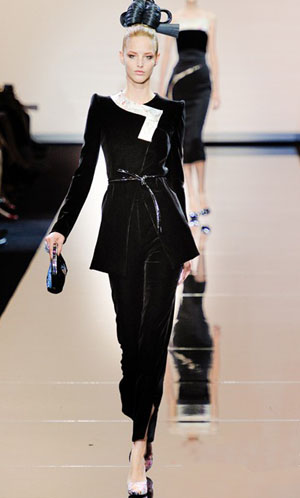 惊艳巴黎时装周 阿玛尼2011和服元素秋冬女装高级定制
