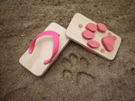 留下可爱的小脚印 日本儿童品牌kiko推出超萌木屐鞋