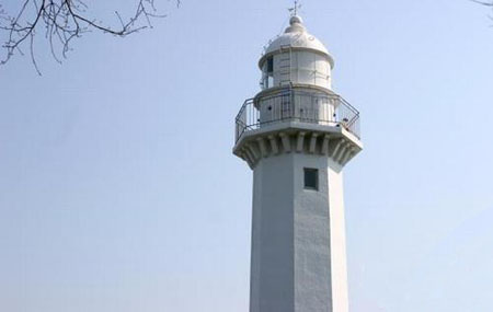 日本最早的洋式灯塔  神奈川县的观音埼灯塔