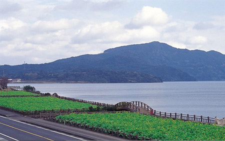 自然界鬼斧神工之作 鹿儿岛县的池田湖