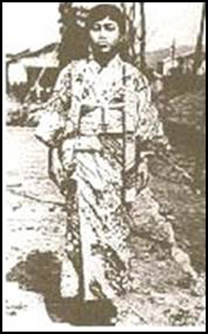 “原爆之子”收到过亿只纸鹤  如何处理难倒景区管理人员