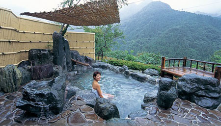 顶级的温泉享受 徳岛县的新祖谷温泉葛桥旅馆