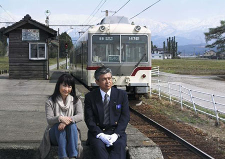 三浦友和携手余贵美子再扮夫妻 新片《铁道2》再添新成员