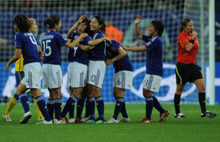 日本逆转完胜瑞典 首进女足世界杯决赛