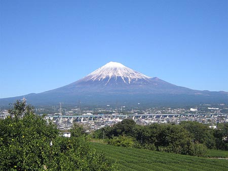 日本将加快富士山及镰仓的申遗进程