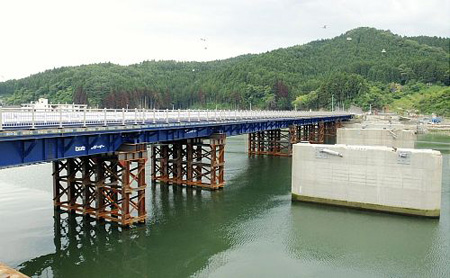 岩手县气仙大桥副桥正式开通 加快灾区重建工作进程