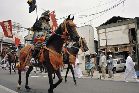 福岛县“相马野马追祭”如期举行