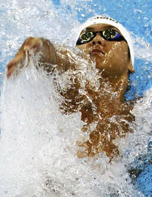 男子50米仰泳预赛 古贺淳也成功晋级半决赛