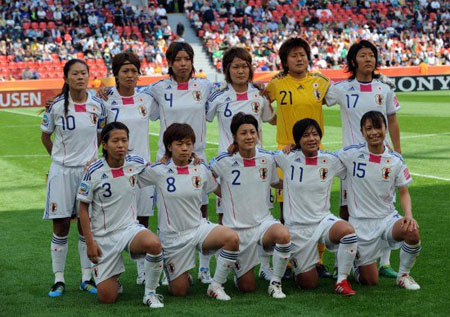 2011女足世界杯：日本4-0大胜墨西哥 2连胜提前出线