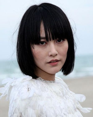 菊地凛子在其第5部美国电影《环太平洋》中首次荣升女主角