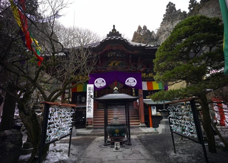 日本宗教文化：看神社与寺院参拜方法的差异