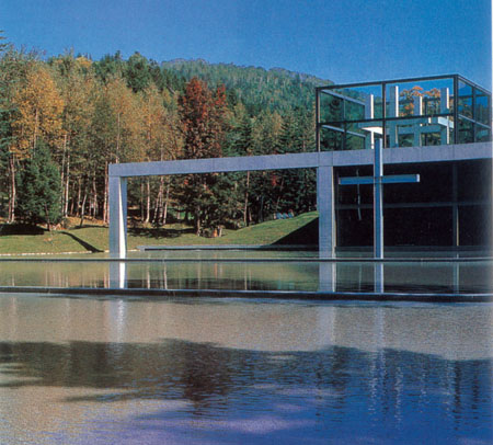 水之温柔圣洁---水之教堂