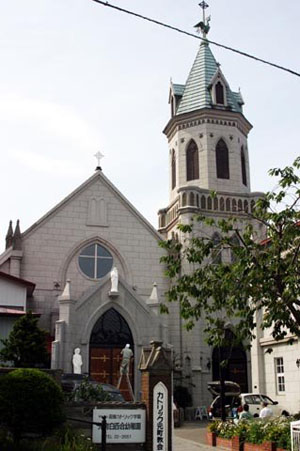 日本唯一的祭坛所在地 函馆元町教堂