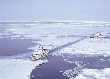 搭乘碎冰船“AURORA极光号” 欣赏鄂霍次克海的流冰