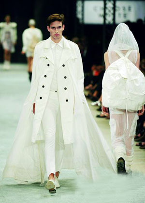 日本设计师登柏林时装周 努力振兴震后时尚业