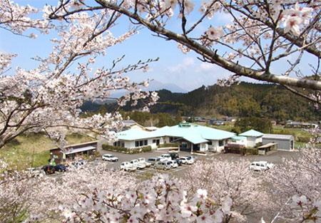 舒适而平静的山田温泉