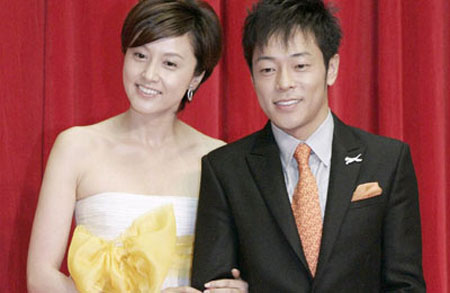 阵内智则自爆新恋人很像宫崎葵 祝福前妻藤原纪香