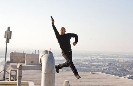 电影《机械师》请命理师为主演杰森•斯坦森一卜前程