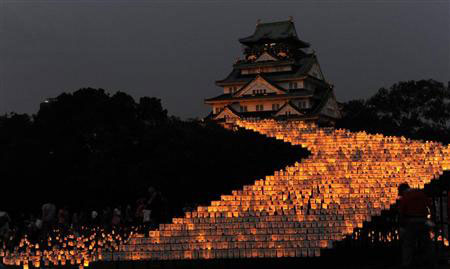 大阪城内2万盏灯笼构建“城灯之景”