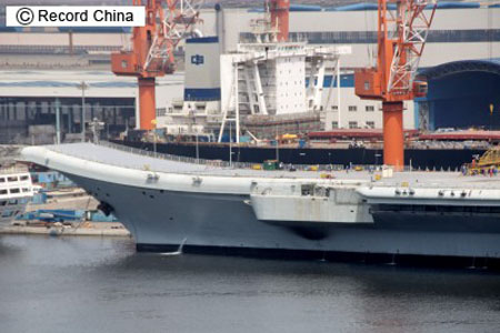 北泽俊美要求中国增加军事”透明度“ 并解释保有航母原因