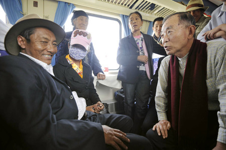 日本驻华大使丹羽宇一郎访问西藏自治区