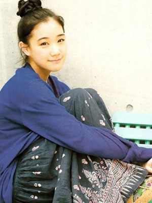 表里不一？豪放女苍井优