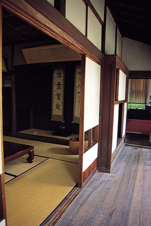 国民大作家旧居夏目漱石纪念馆 日本通