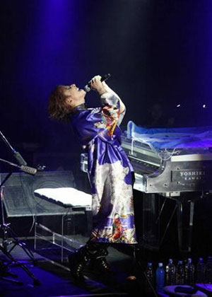 X-JAPAN南美演唱会 YOSHIKI被赞“摇滚界的梅西！”