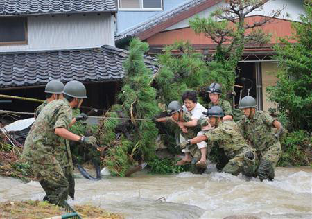 12号台风造成巨大伤亡 野田佳彦指示将人命放在第一位
