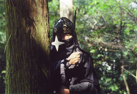 日本伊贺流手里剑大赛举行五大特点教您辨别忍者