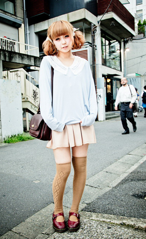东京街头的粉嫩萝莉