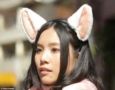 日本研发“脑波猫耳” 可以测定用户的心情