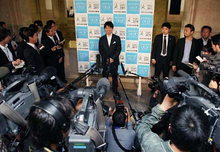 大阪府知事桥下彻寄出辞呈 并宣布参选大阪市市长
