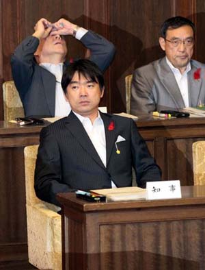 大阪府知事桥下彻寄出辞呈 并宣布参选大阪市市长