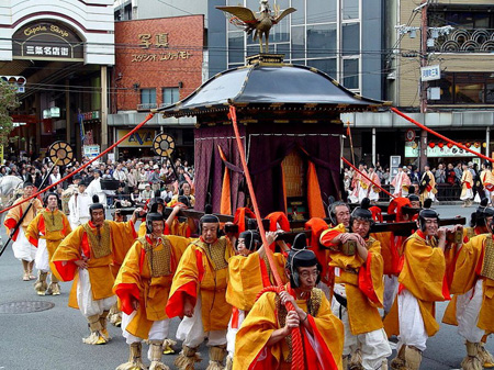 受大雨影响 京都时代祭将延期举行