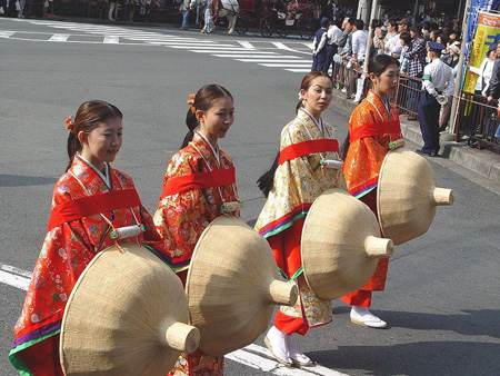 受大雨影响 京都时代祭将延期举行
