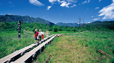 雾降高原 赤剃山麓的高原地