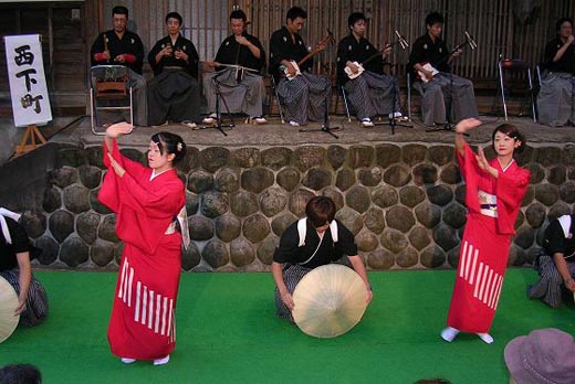 城端“麦屋 (Mugiya)”神祭(南砺市)